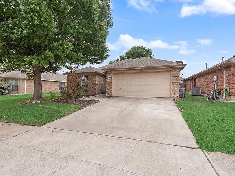 9909 Coolidge Dr — Photo 4