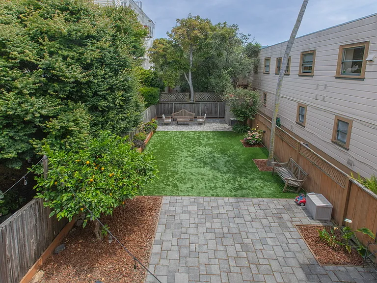 3136 Broderick St #2 — Photo 8