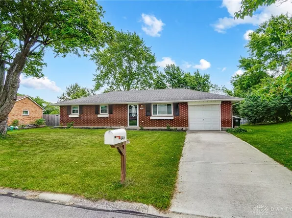 646 Cherry Blossom Dr, Dayton, OH 45449