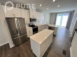 654 Uwharrie River Rd, Charlotte, NC 28211