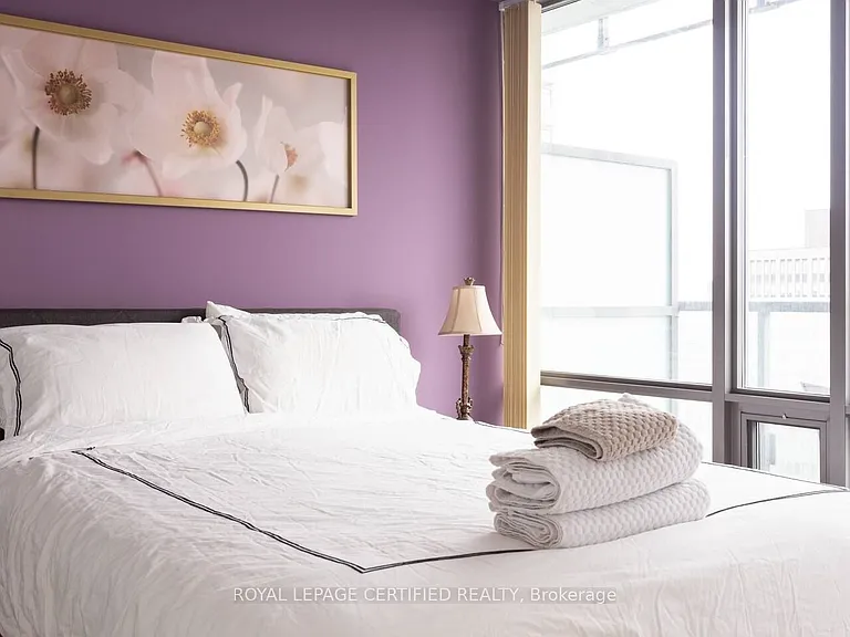 38 Grenville St #3210 — Photo 14