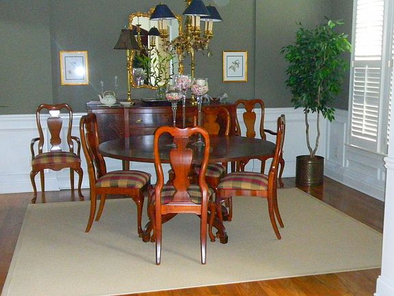 formal dining room