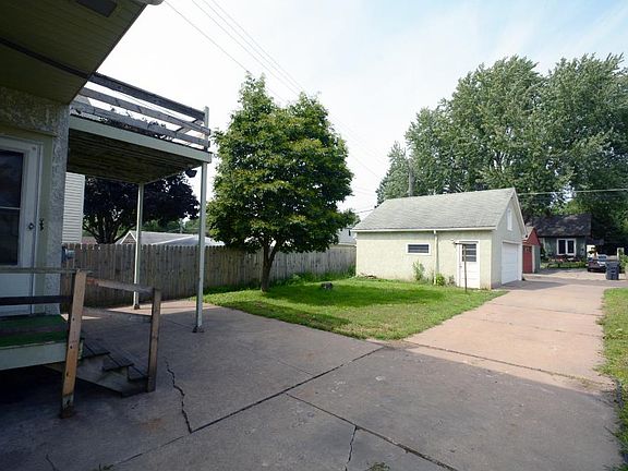 2nd image of 1877 Orange Ave E