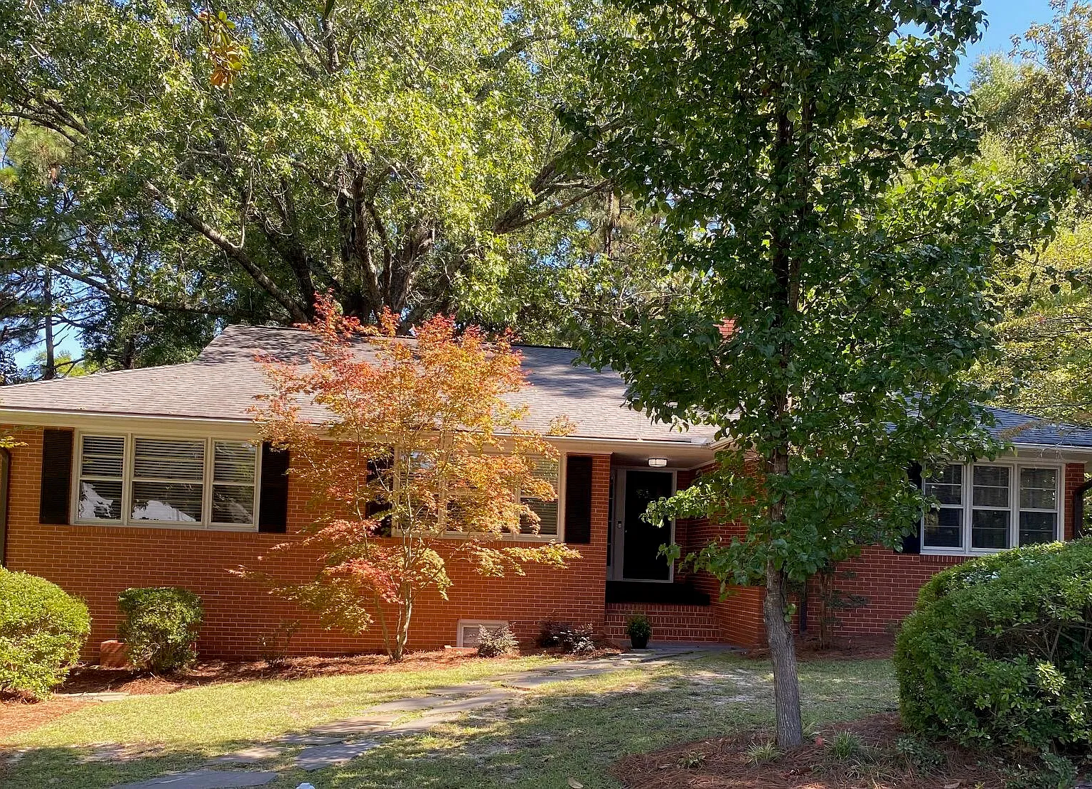 3 bed, 3.0 bath, $2,800 — Photo 1
