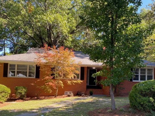 345 E New Hampshire Ave, Southern Pines, NC 28387