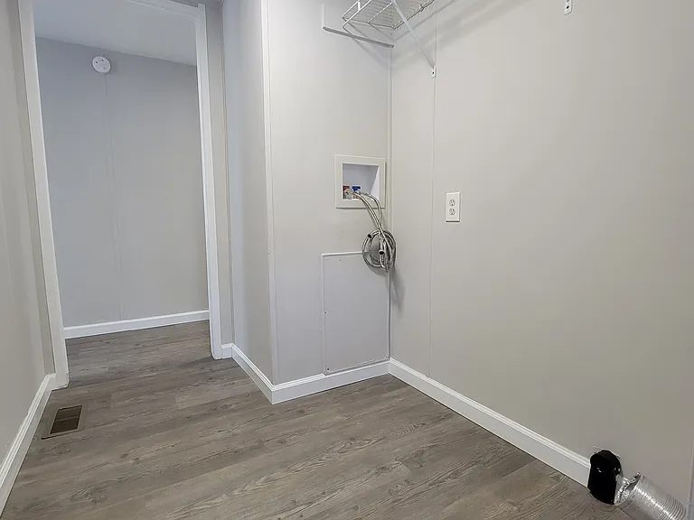 2 Edge St — Photo 14