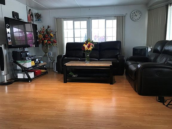 5th image of 165 Blossom Hill Rd Spc 279