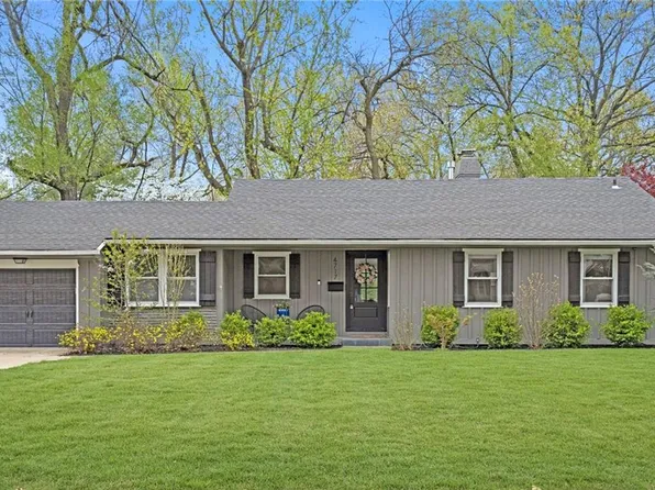 4717 W 65th Ter, Prairie Village, KS 66208