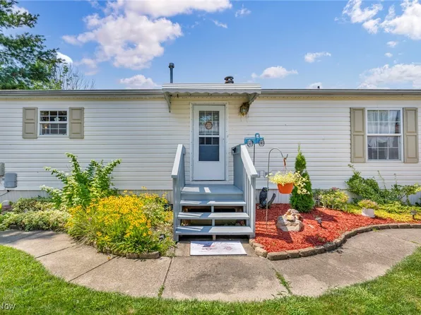 480 Sandtrap Cir, Painesville, OH 44077