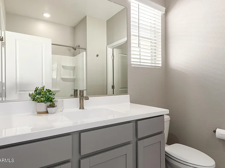 1535 E Dublin St — Photo 21