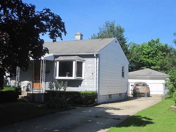 2nd image of 3312 Fairview Ave