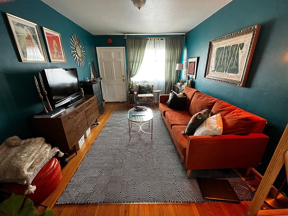 1st image of 4726 34th St #4726