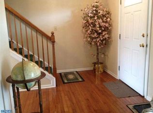 210 Ashford Dr, Douglassville, PA 19518
