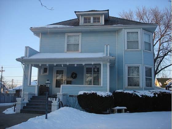 1st image of 416 3rd Ave SE