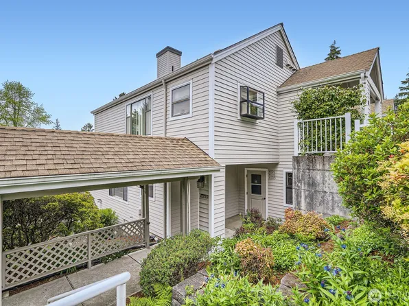 4105 Providence Point Drive SE, Issaquah, WA 98029