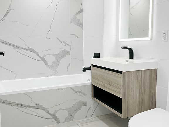 4th image of 14617 Northern Blvd #6