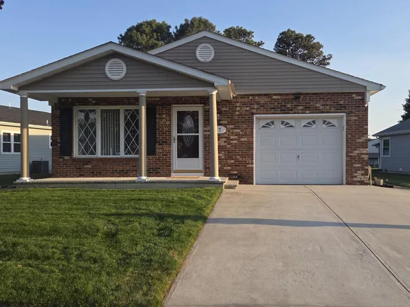 7 Augusta Court, Toms River, NJ 08757