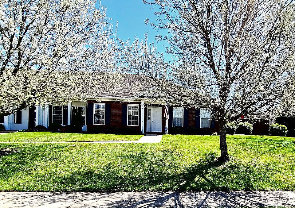 1st image of 103 Ashton Ct