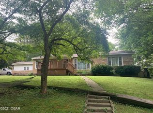 709 Chippewa St, Seneca, MO 64865