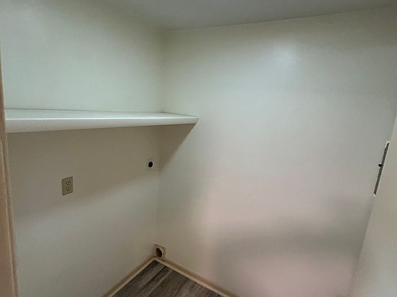 2nd image of 800 Belmont Ave #A10