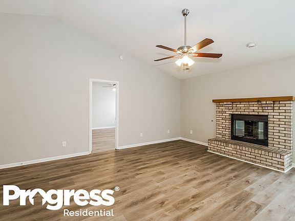5th image of 7645 Blue Willow Dr