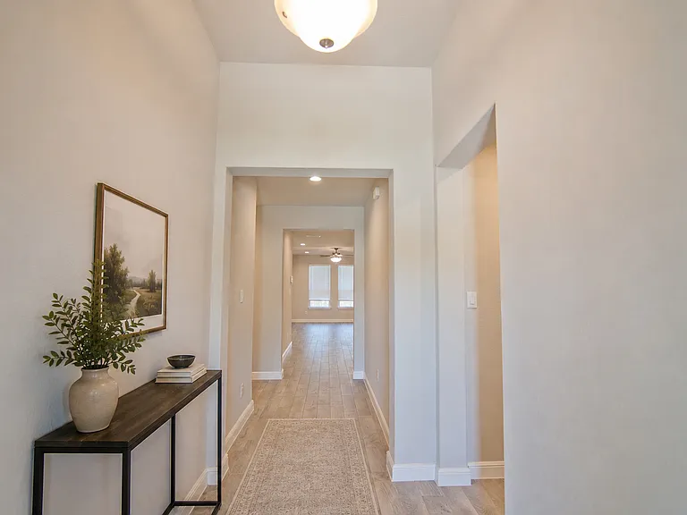 1804 Mensa Dr — Photo 1