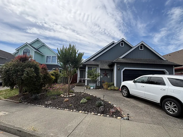 2172 Rachel Dr — Photo 1