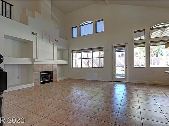 5th image of 2711 Jamie Rose St