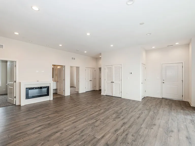 North Oak Lofts — Photo 38