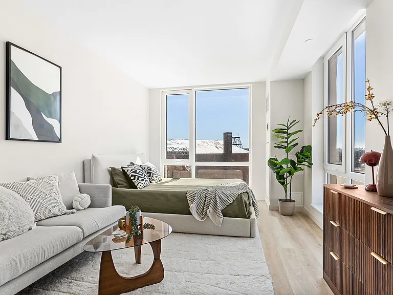 1333 Broadway #805 — Photo 1