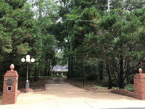 Home approx. 250 ft off road