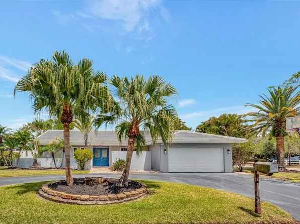 611 NW 101st Terrace, Coral Springs, FL 33071
