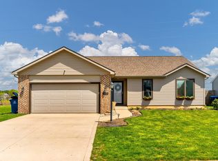 15476 Bears Breech Ct, Huntertown, IN 46748