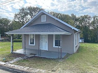 4 Lenoir St, Granite Falls, NC 28630