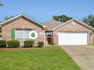 4235 Candle Brook Ln, Bessemer, AL 35022