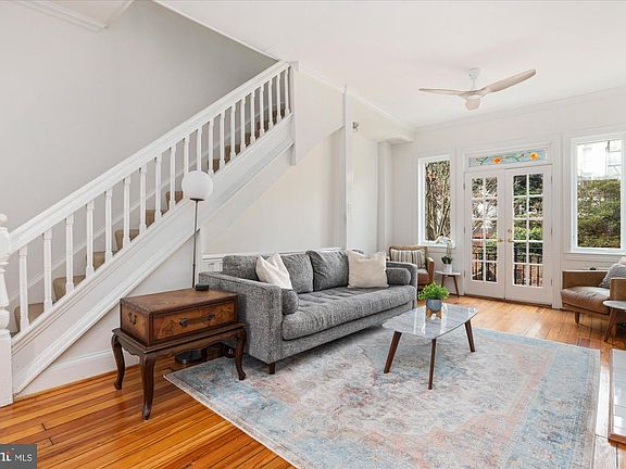 5th image of 1310 29th St NW