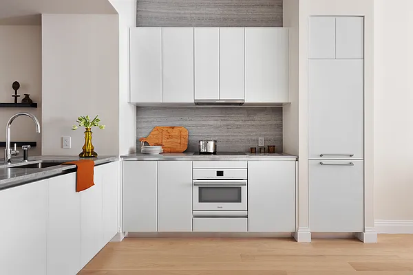 Sold by Compass | media 1