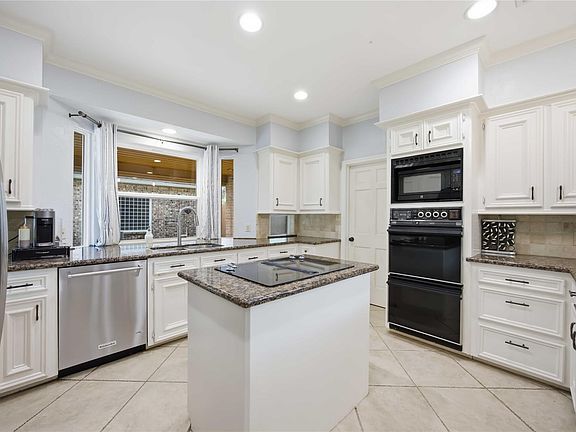 2nd image of 2907 Forest Garden Drive