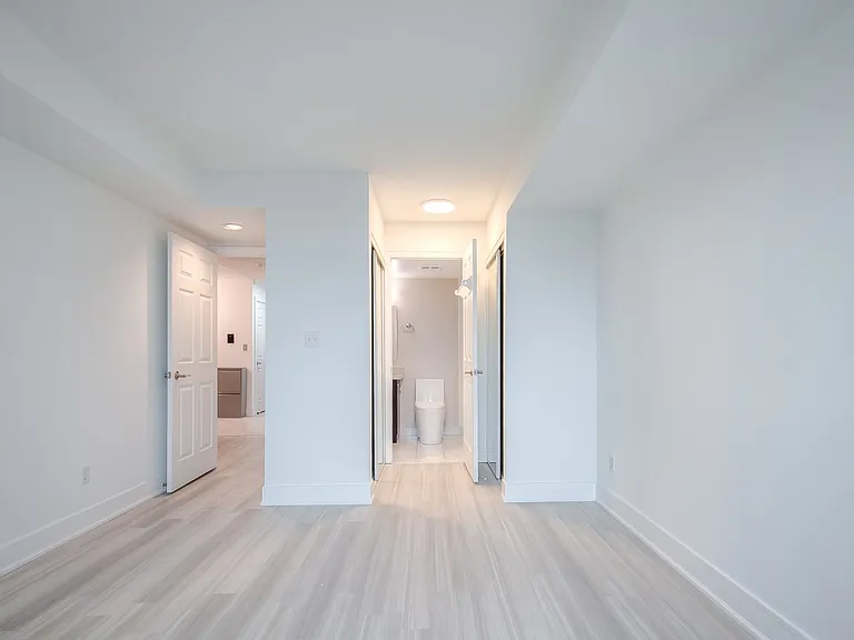 190 Manitoba St #511 — Photo 11