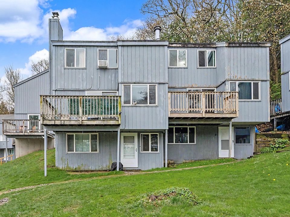 1st image of 31 Eastside Lane #9