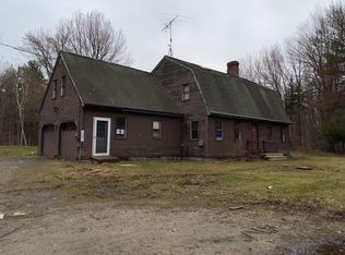 71 Pill Dr, Becket, MA 01223