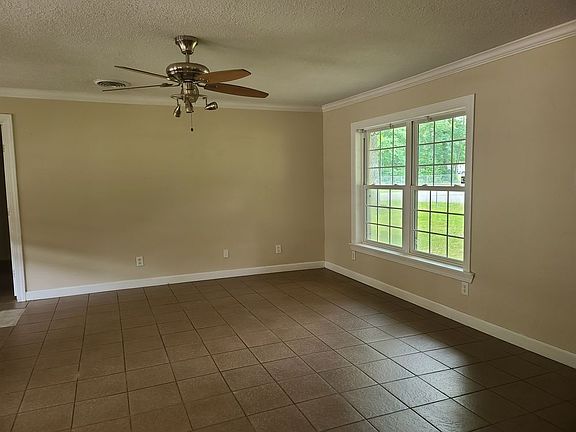 2nd image of 23114 Laura Ln