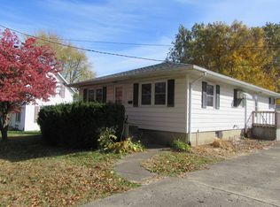 411 E Benson St, Pittsfield, IL 62363