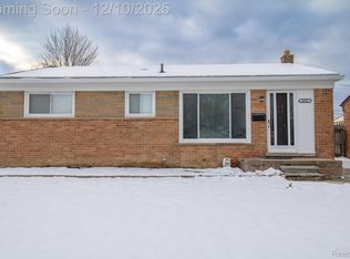 8225 N Hubbard St, Westland, MI 48185