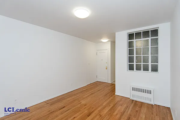 Rented by LC Lemle Real Estate Group | media 4