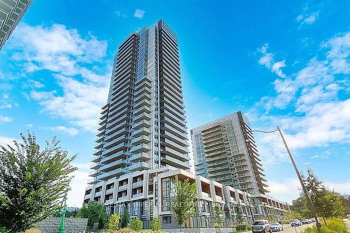 27 McMahon Dr #507 — Photo 2