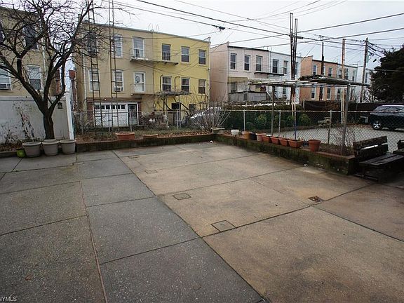 4th image of 8639 14th Ave