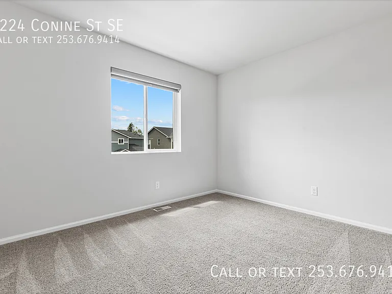 9224 Conine St SE — Photo 17