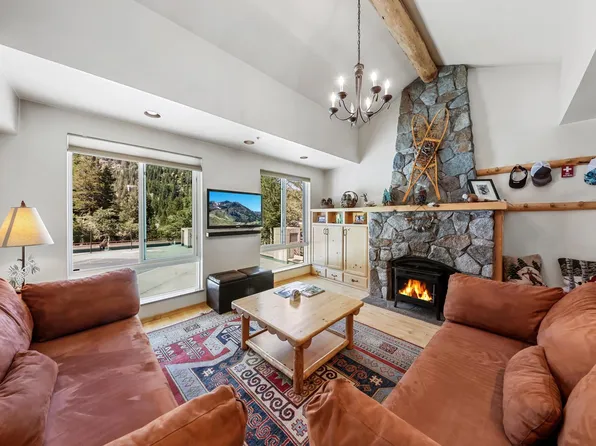201 Shirley Canyon Rd #323, Olympic Valley, CA 96146
