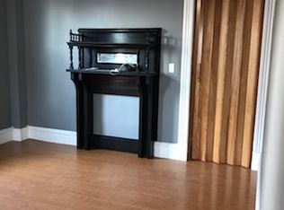 60 6th St, Lowell, MA 01850